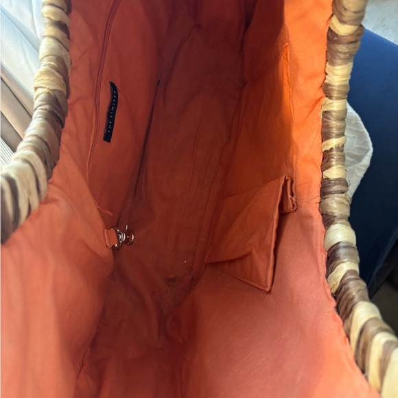 The Limited Woven Natural Fiber Wood Handle Large Tote - Picture 6 of 8